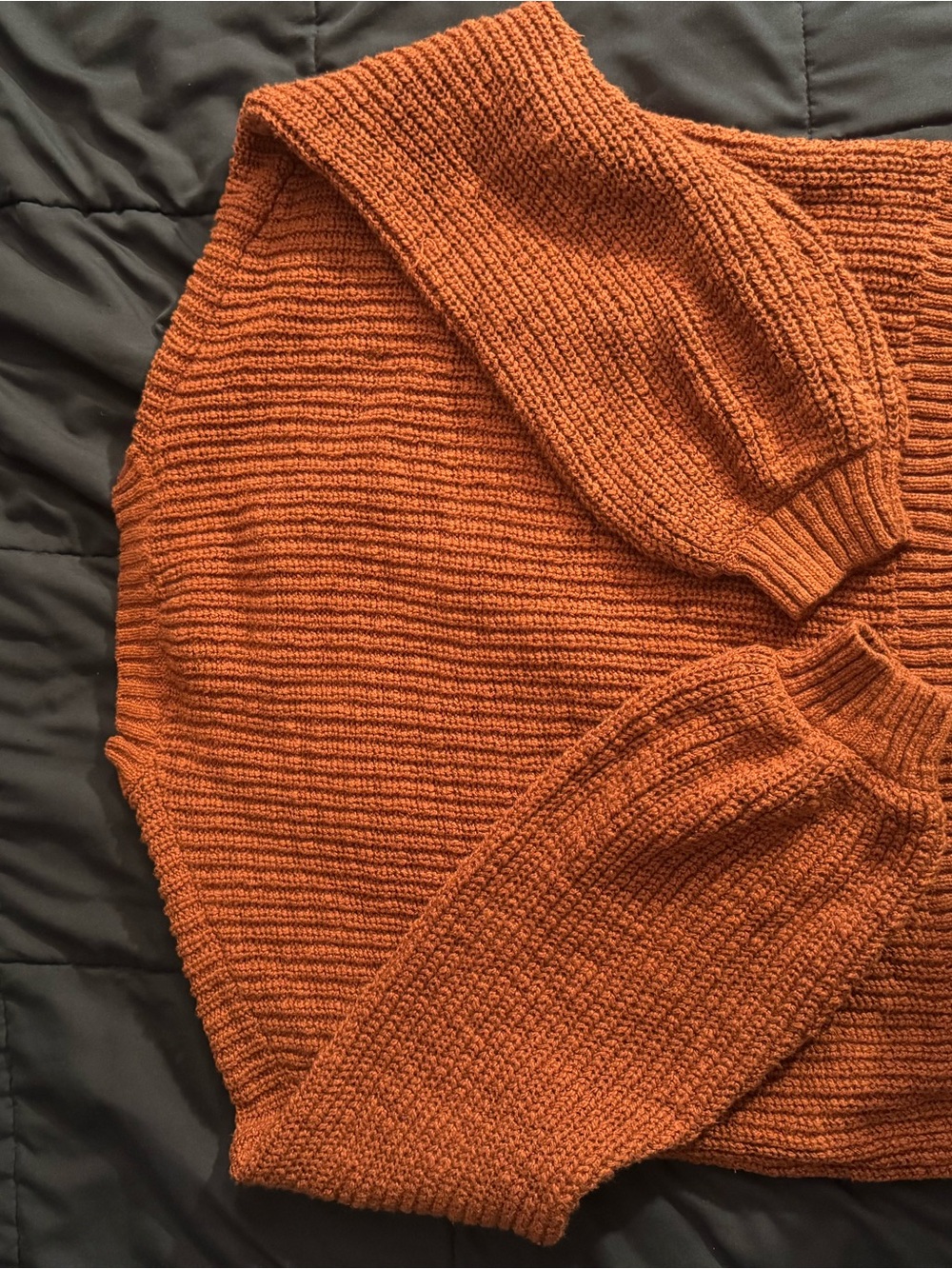 Abercrombie & Fitch 100% cotton textural crew sweater in color rust red - Picture 5 of 7